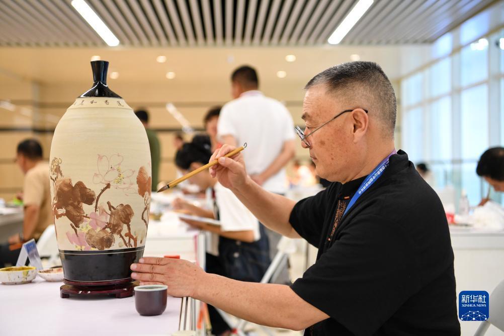 白菜网送彩金存1元38